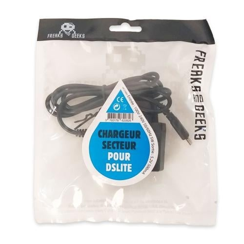 Trade Invaders DS Lite AC Adapter (in freaks and geeks tassen + labels) in de groep HOME ELECTRONICS / Spelconsoles en accessoires / Nintendo DSi bij TP E-commerce Nordic AB (D30416)