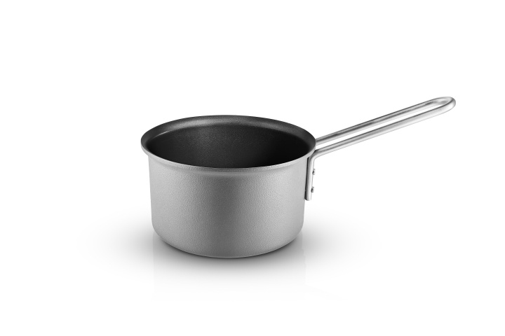 Eva Trio Grey Line steelpan - Grijs - 1,8 L - 16 cm in de groep HUISHOUDEN & TUIN / Keukengerei / Potten & Pannen bij TP E-commerce Nordic AB (D31073)