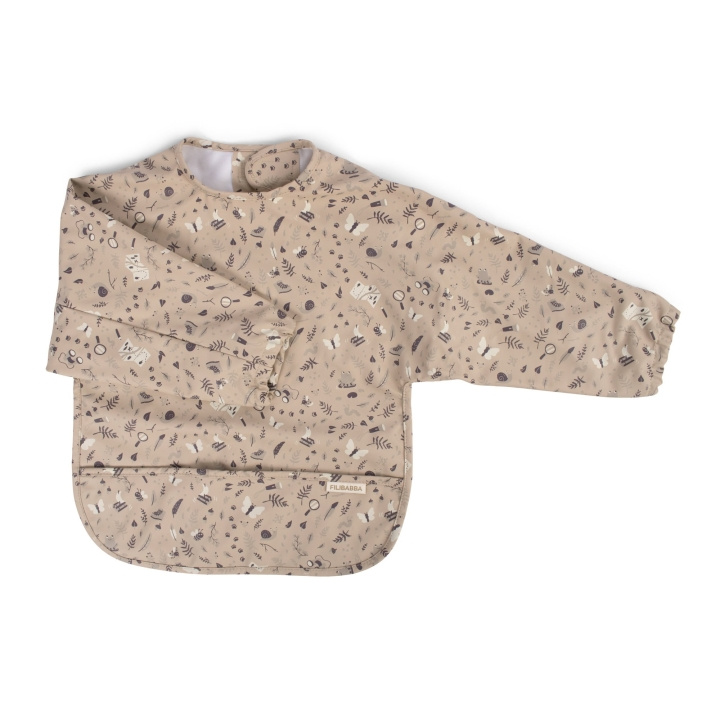 Filibabba Slabbetje met mouwen - Beige - 6-36 m in de groep SPEELGOED, KINDER- & BABYPRODUCTEN / Eten & Drinken / Slabbetjes bij TP E-commerce Nordic AB (D31416)