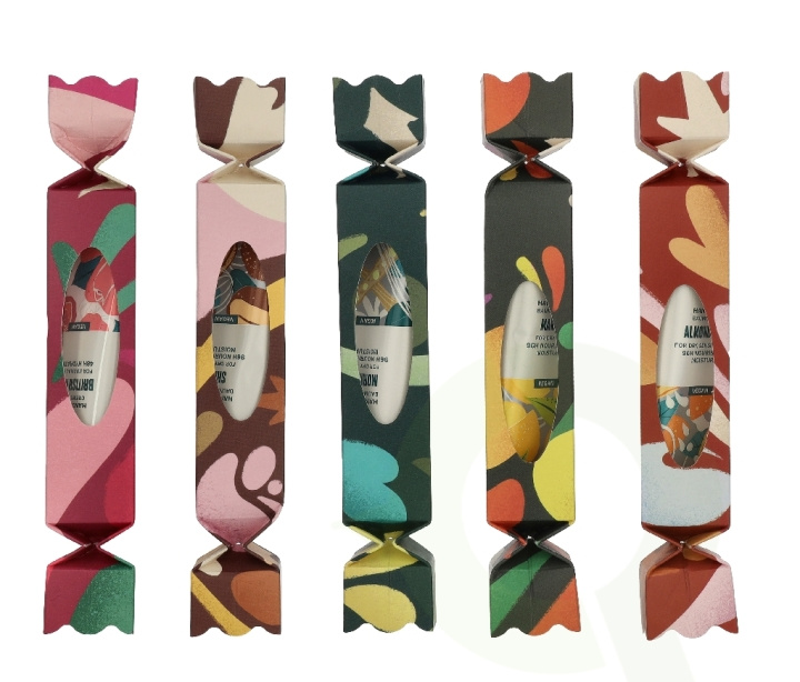 The Body Shop G3 Collection Hand Trio Set 160 ml Hand Creams 30ml/Hand Balm 30ml/Hand Soap 100g in de groep BEAUTY & HEALTH / Manicure/pedicure / Handcrèmes bij TP E-commerce Nordic AB (D33900)