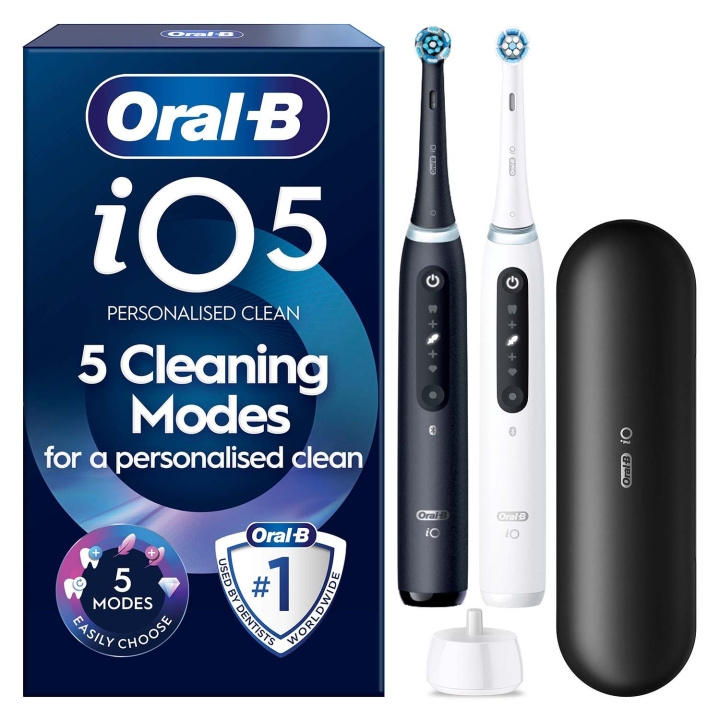 Oral B Eltandborste iO5 Matt Black/QuiteWhite Duo, TC in de groep BEAUTY & HEALTH / Mondverzorging / Elektrische tandenborstels bij TP E-commerce Nordic AB (D35631)