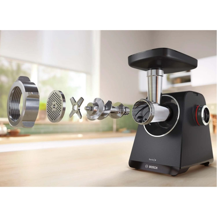 Bosch Köttkvarn MFWS430B 1900W många tillbehör in de groep HUISHOUDEN & TUIN / Huishoudelijke apparaten / Gehaktmolens bij TP E-commerce Nordic AB (D37591)
