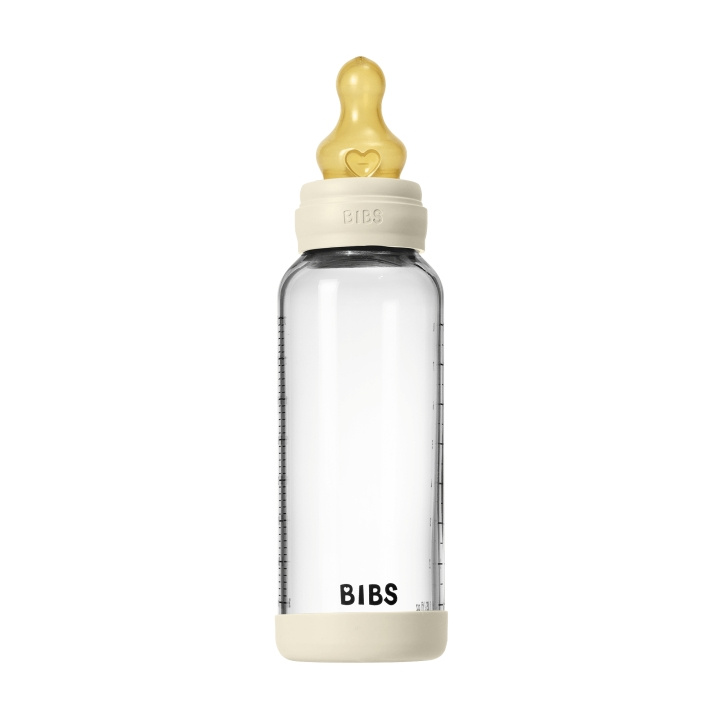 BIBS Glazen babyfles, rond, met latex-tepel en gemiddelde doorstroming - Ivoor - 240 ml in de groep SPEELGOED, KINDER- & BABYPRODUCTEN / Eten & Drinken / Babyflessen & Accessoires bij TP E-commerce Nordic AB (D42626)