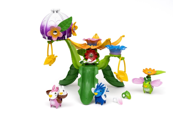 BRIO Flora Flower Village (36240) in de groep SPEELGOED, KINDER- & BABYPRODUCTEN / Speelgoed / Figuren, Miniaturen & accessoires bij TP E-commerce Nordic AB (D43134)