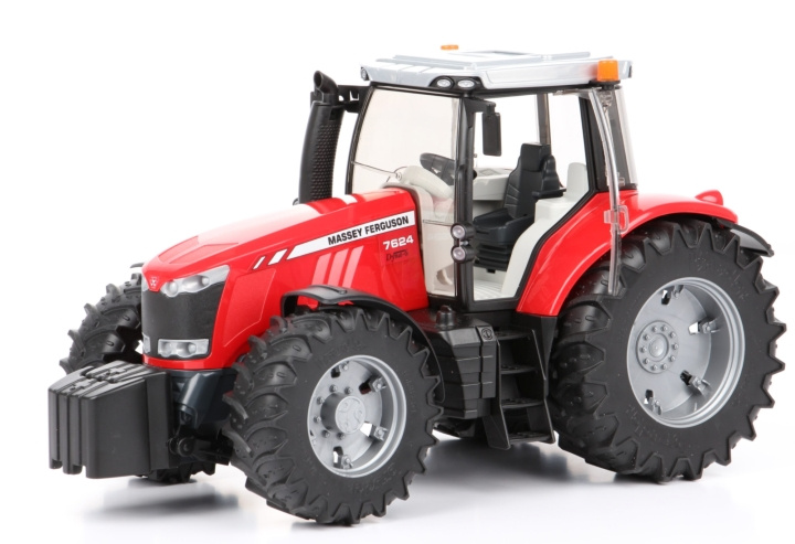 Bruder Massey Ferguson 7600 (03046) in de groep SPEELGOED, KINDER- & BABYPRODUCTEN / Speelgoed / Speelgoedauto\'s bij TP E-commerce Nordic AB (D43601)