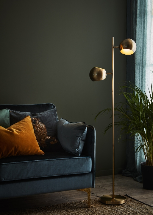 Markslöjd Golvlampa Edgar 107742 antik Markslöjd in de groep HOME ELECTRONICS / Verlichting / Vloerlampen bij TP E-commerce Nordic AB (D44392)