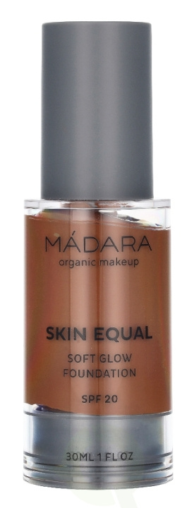 Madara Skin Equal Soft Glow Foundation SPF15 30 ml #90 Chestnut in de groep BEAUTY & HEALTH / Makeup / Make-up gezicht / Foundation bij TP E-commerce Nordic AB (D45079)