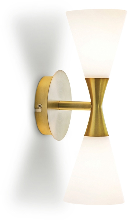 Herstal Vägglampa Harlekin Duo Mässing D105 Herstal in de groep HOME ELECTRONICS / Verlichting / Wandlampen bij TP E-commerce Nordic AB (D45514)