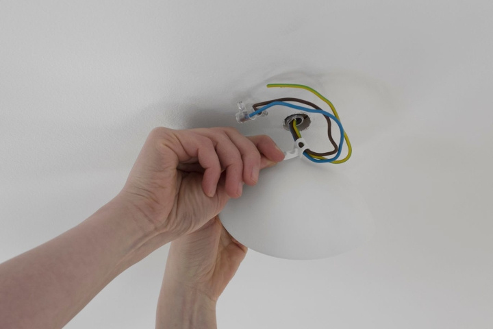 Cable Cup Hide White Cable Cup in de groep HOME ELECTRONICS / Kabels & Adapters / Kabelbeheer bij TP E-commerce Nordic AB (D45648)