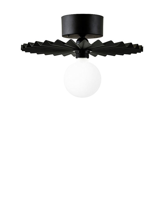 Globen Lighting Plafond Omega 35 svart Globen Lighting in de groep HOME ELECTRONICS / Verlichting / Plafondverlichting bij TP E-commerce Nordic AB (D45768)