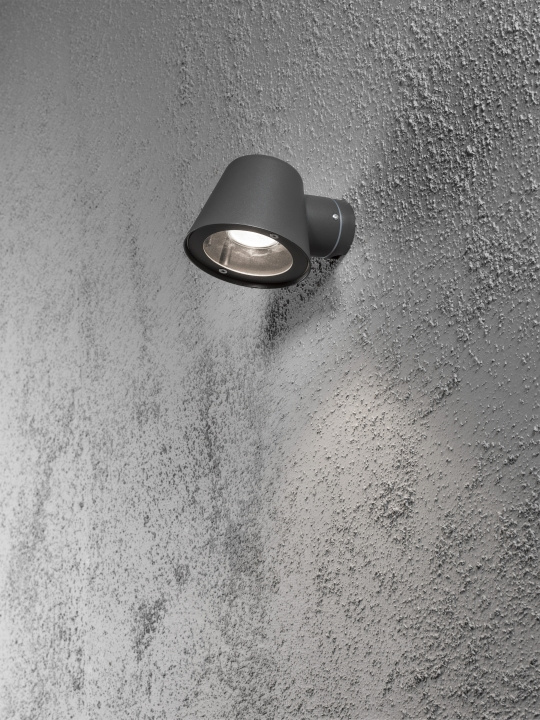 Konstsmide Vägglykta 7523-370 Trieste Konstsmide in de groep HOME ELECTRONICS / Verlichting / Wandlampen bij TP E-commerce Nordic AB (D45874)