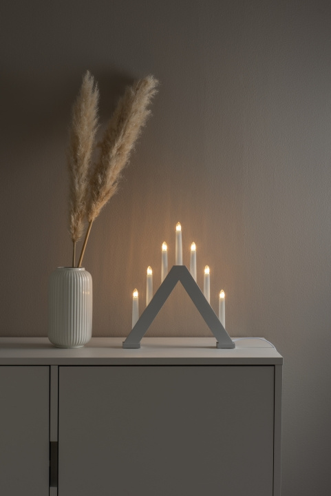 Konstsmide Elljusstake 7-arm 3930-305 7 ljus trä grå Konstsmide in de groep HOME ELECTRONICS / Verlichting / Kerstverlichting bij TP E-commerce Nordic AB (D45964)