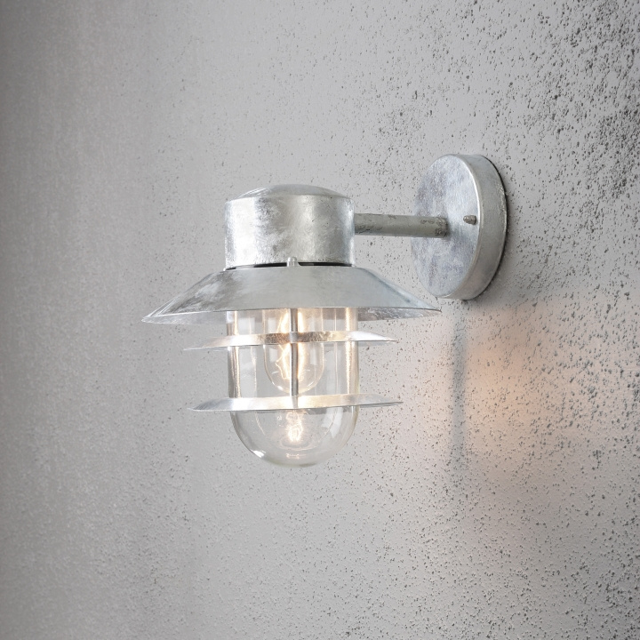 Konstsmide Vägglykta 7310-320 Modena Galv Konstsmide in de groep HUISHOUDEN & TUIN / Elektriciteit & Verlichting / Buitenverlichting bij TP E-commerce Nordic AB (D46038)