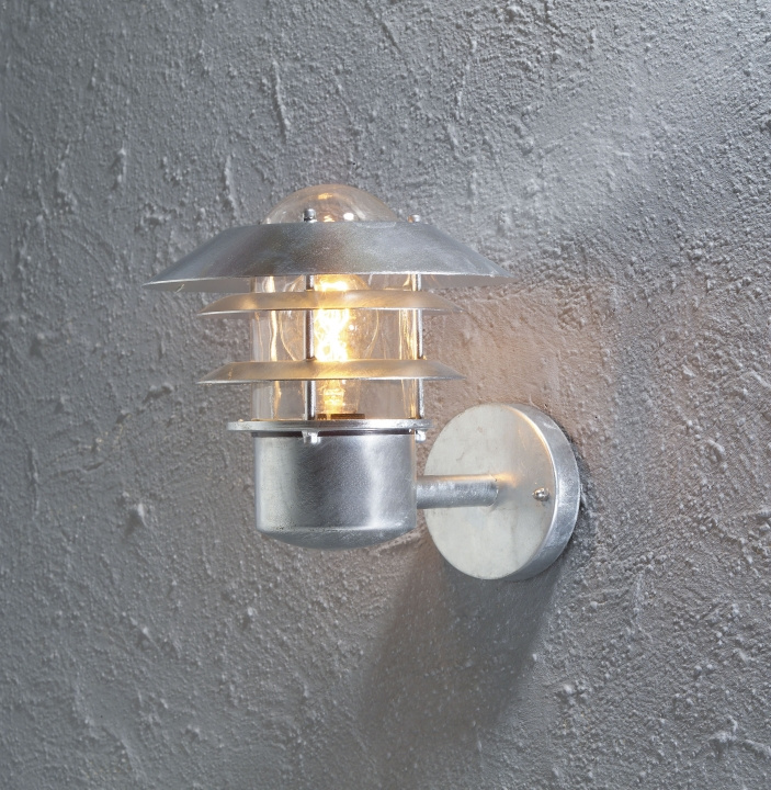 Konstsmide Vägglampa Modena 7303-320 galv konstsmide in de groep HOME ELECTRONICS / Verlichting / Wandlampen bij TP E-commerce Nordic AB (D46040)