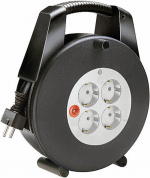 Brennenstuhl kabelvinda 4xCEE 7/4, 1xCEE 7/7, IP 44,brytare, 5m,svart