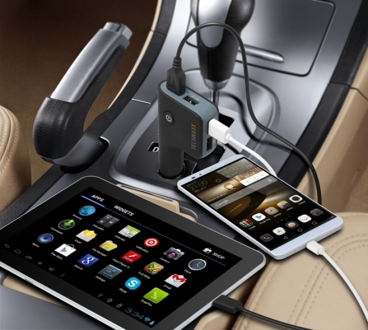 Technaxx Autohouder voor smartphones + autolader met 4x USB-poort (TE08)