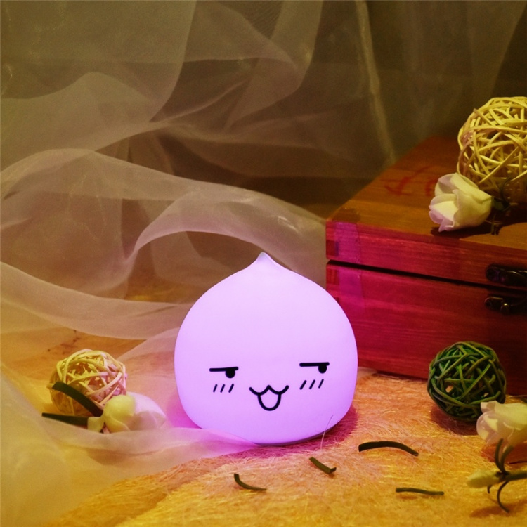 Waterdrop Light LED, schijnt in 7 verschillende kleuren. Waterdrop Light LED, schijnt in 7 verschillende kleuren.