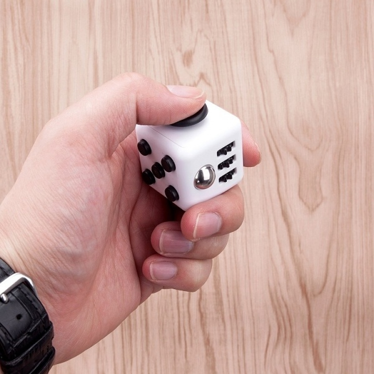 Fidget Cube, Wit/Zwart