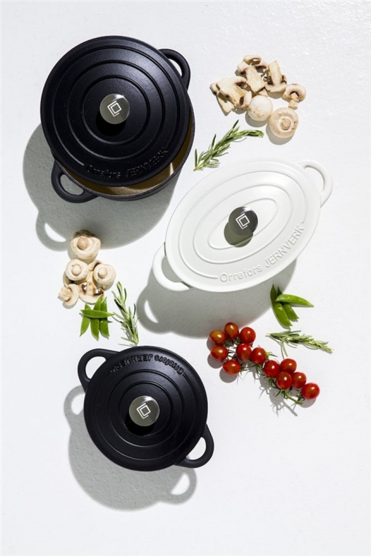 Orrefors Jernverk gietijzeren braadpan, 5 liter, zwart Orrefors Jernverk gietijzeren braadpan, 5 liter, zwart