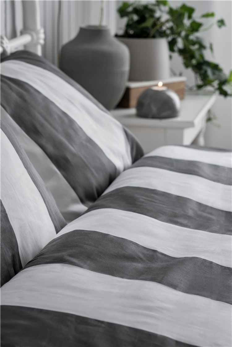 Kosta Linnewäfveri Fjällbacka Satin 2-pack, Grå Kosta Linnewäfveri Fjällbacka Satin 2-pack, Grå