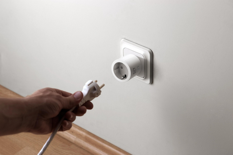 DELTACO SMART HOME schakelaar, WiFi, 1xCEE 7/3, 10A, timer, wit DELTACO SMART HOME schakelaar, WiFi, 1xCEE 7/3, 10A, timer, wit