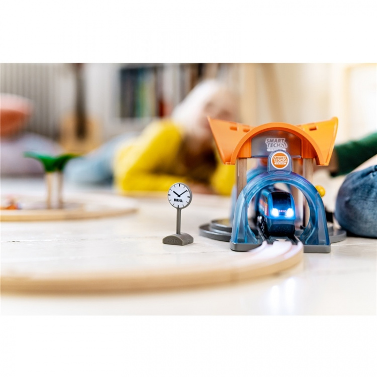 Brio 33972 Smart Tech Sound Action- Brio 33972 Smart Tech Sound Action-