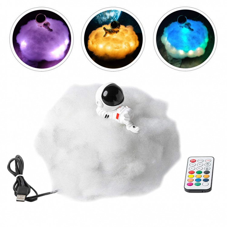 Nachtlampje - pluizige wolk met astronaut