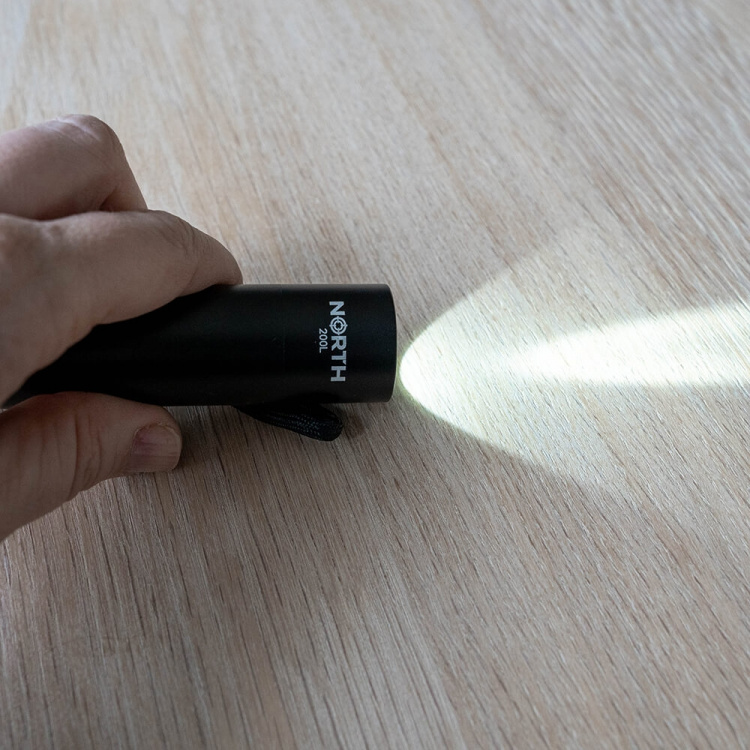 NORTH Flashlight 200 Lumen Black Aluminium 2W 3450Mah
