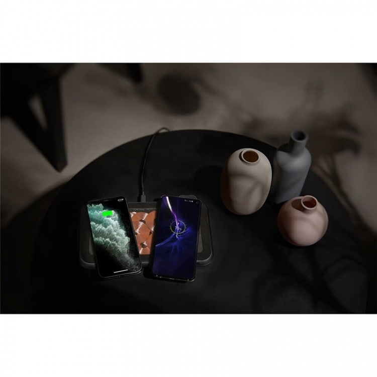 ZENS Dual Charger QI Liberty 16 coils 2x15W Glass Top Edition (Apple & Samsung QC) ZENS Dual Charger QI Liberty 16 coils 2x15W Glass Top Edition (Apple & Samsung QC)