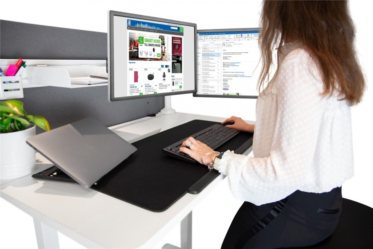 DELTACO Business extra wide mousepad with fast wireless charger, 90x40