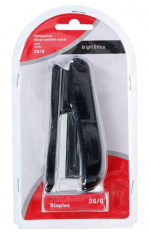 Häftapparat med häftklammer