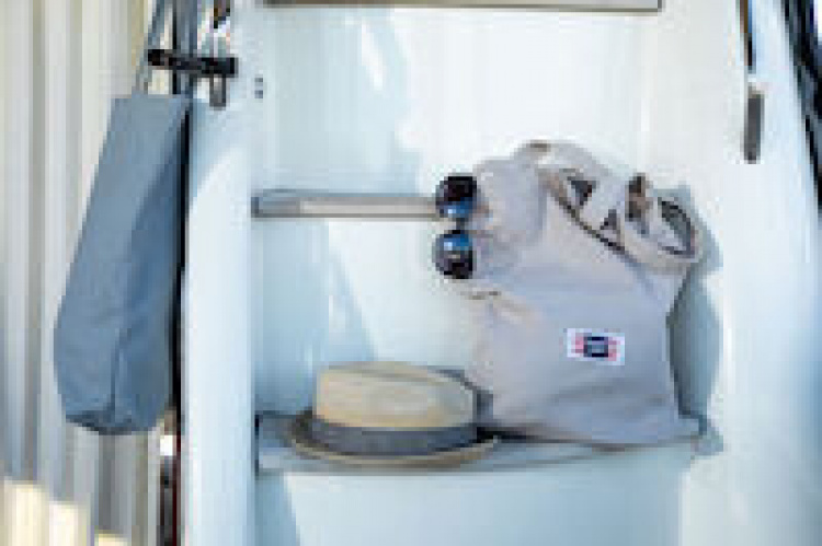 Lord Nelson Victory Coast Life, Draagtas Coast Life, Marineblauw, 37x10x42 cm Lord Nelson Victory Coast Life, Draagtas Coast Life, Marineblauw, 37x10x42 cm