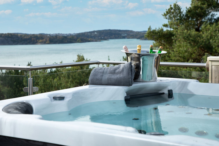 Orrefors Jernverk Dryckeskylare för flaskor