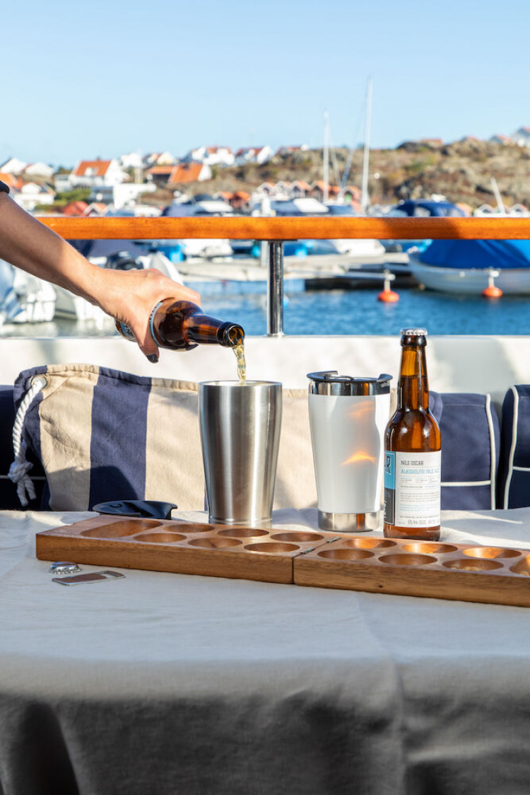 Orrefors Jernverk Vacuüm geïsoleerde mok met flesopener, wit Orrefors Jernverk Vacuüm geïsoleerde mok met flesopener, wit