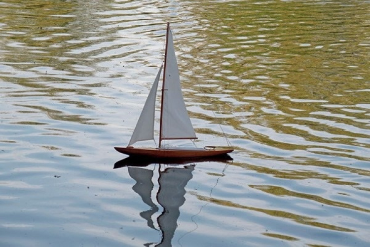 1:12 Dragen -Wooden hull