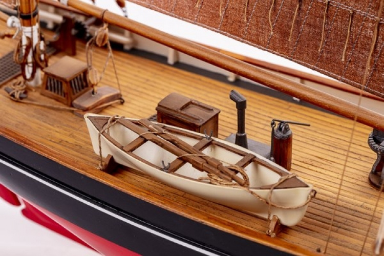 1:50 FD 10 Yawl -Wooden hull 1:50 FD 10 Yawl -Wooden hull