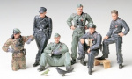 Tamiya 1/35 GERMAN TANK CREW AT REST
