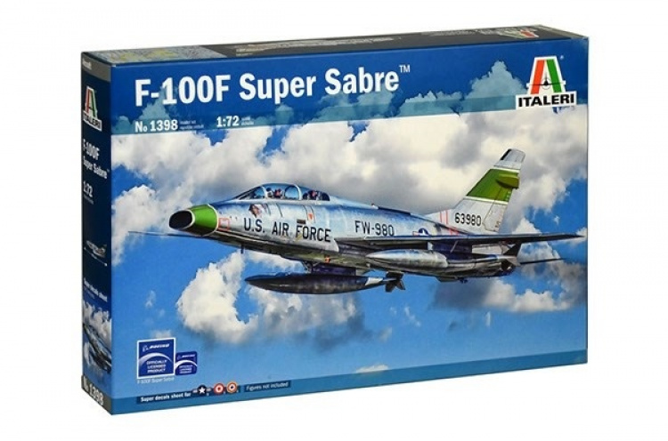 Italeri 1:72 F-100F Super Sabre