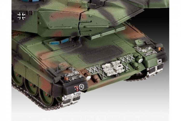 Revell Leopard 2A6/A6M