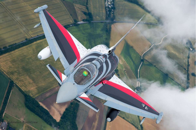 Revell 1:48 Eurofighter Typhoon \'BARON SPIRIT