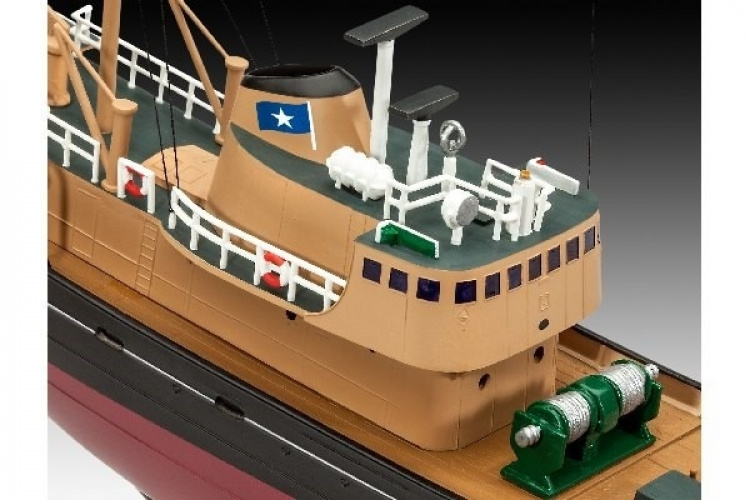 Revell Northsea Fishing Trawler