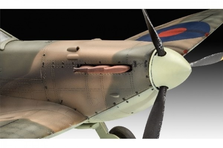 Revell Spitfire Mk,II\'Aces High\'Iron Ma