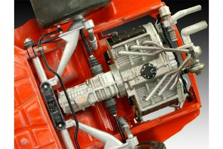 Revell Porsche 934 RSR \'Jägermeister