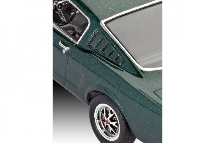 Revell 1965 Ford Mustang 2+2 Fastback