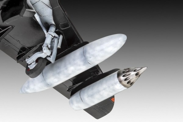 Revell 1:72 Model Set BAE Hawk T.1