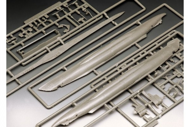 Revell Model Set German Submarine Type