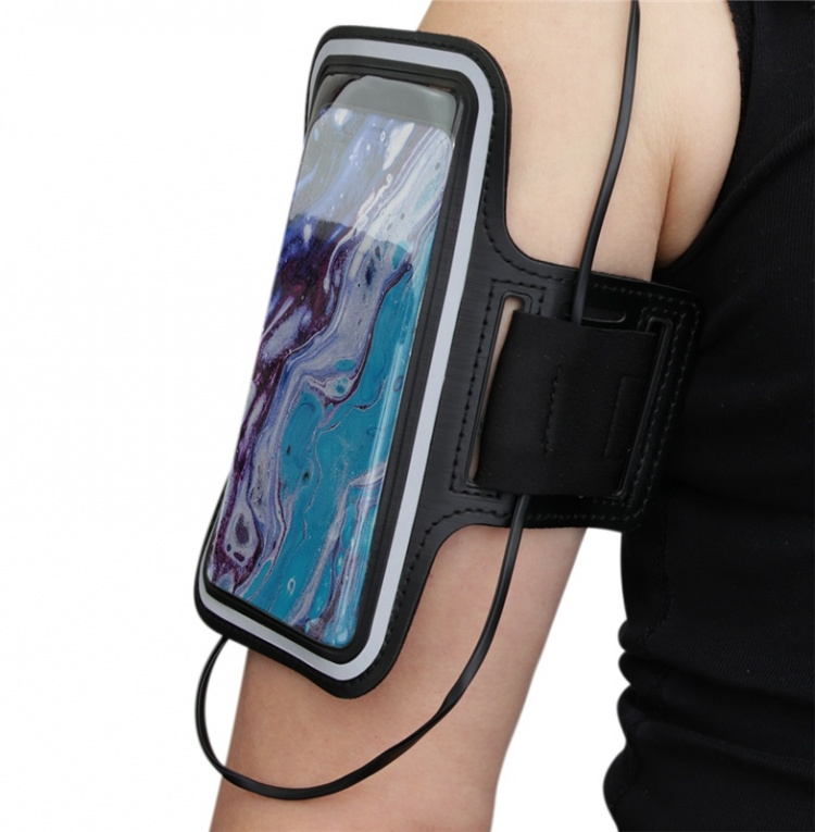 STREETZ Sport armband, reflective, fits up to most 6.5 STREETZ Sport armband, reflective, fits up to most 6.5