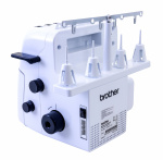 Brother M343DST Strong & Tough Overlock incl. Aanschuiftafel en extra naaivoeten