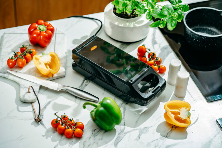 Adler AD 3066 Dubbelzijdige tafelgrill Adler AD 3066 Dubbelzijdige tafelgrill