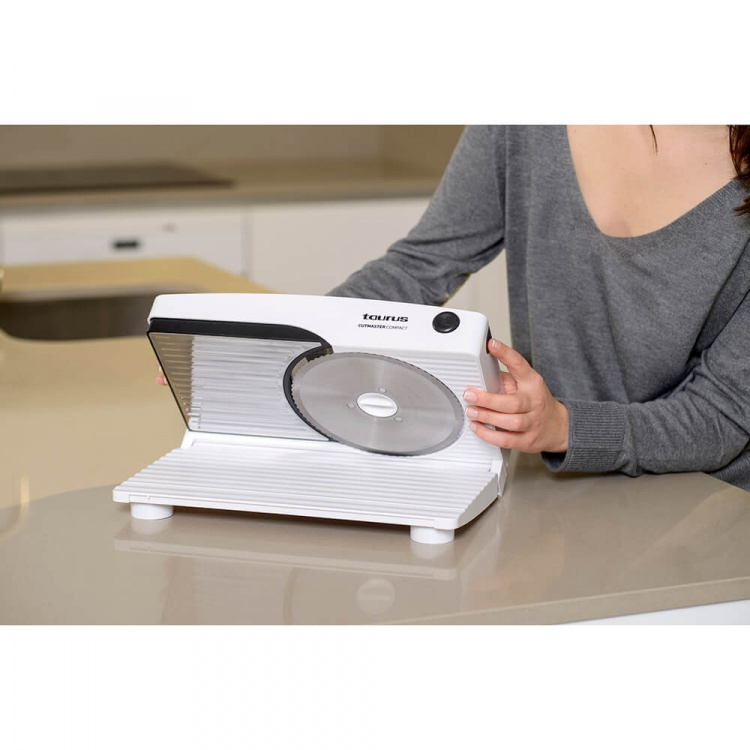 TAURUS Meat Slicer 100W/17CM TAURUS Meat Slicer 100W/17CM